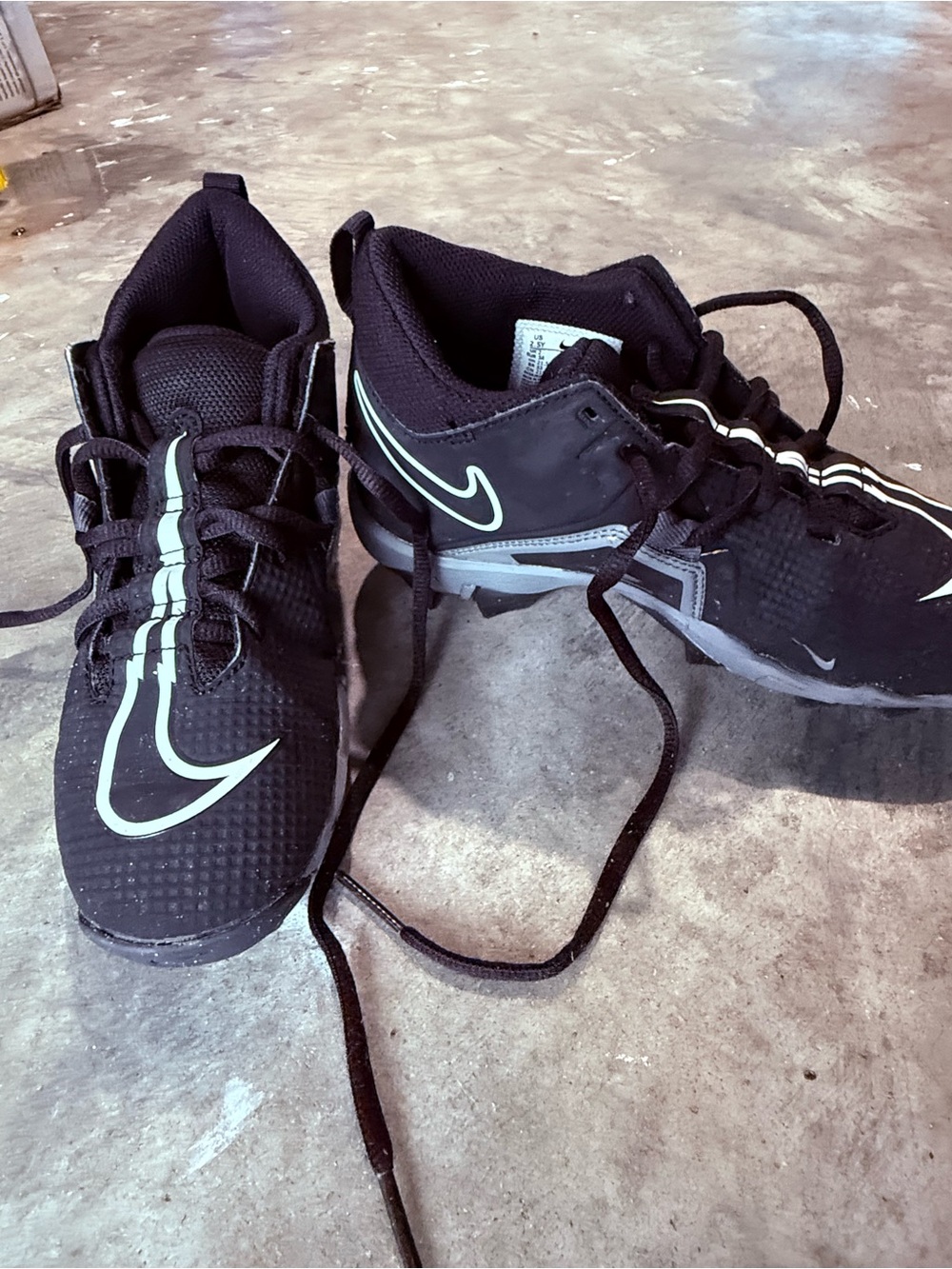 Nike Black Athletic Training Shoes with White Swoosh